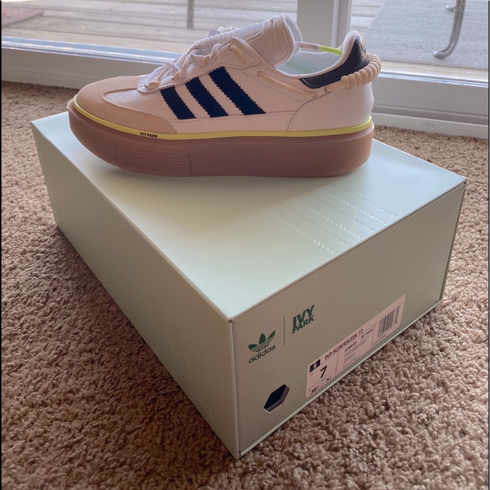 Adidas IVP Supersleek 72 Size 7